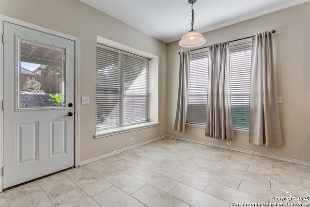 Image 17 of 36 For 20926 Encino Dawn