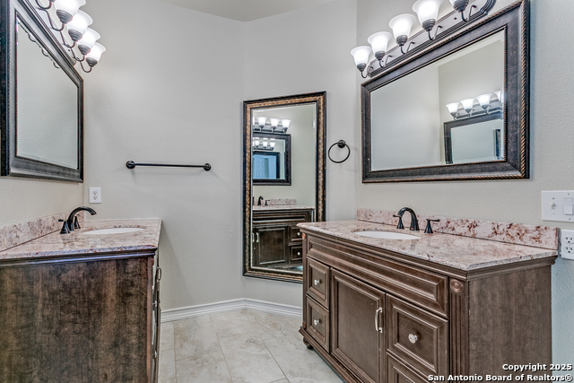 Image 26 of 36 For 20926 Encino Dawn