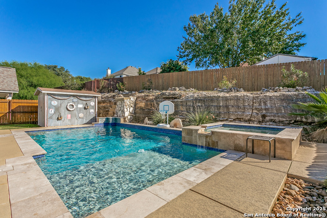 Image 35 of 36 For 20926 Encino Dawn