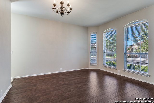 Image 6 of 36 For 20926 Encino Dawn