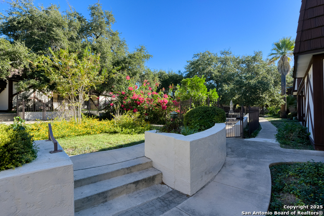 Image 30 of 30 For 8715 Starcrest 58