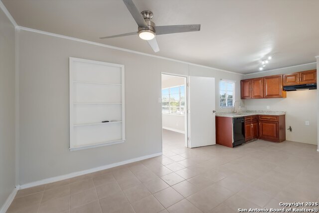 Image 5 of 16 For 351 Pool