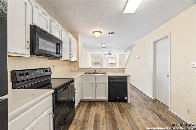 Image 10 of 31 For 3 Bratton