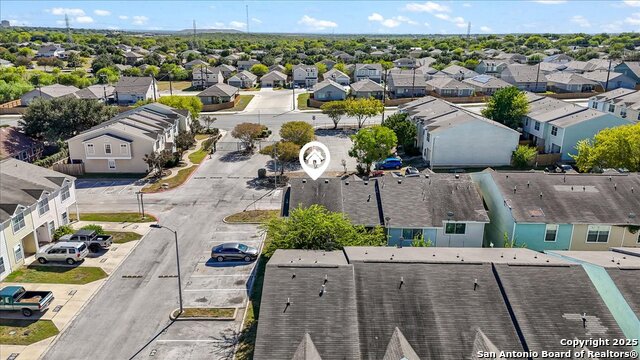 Image 30 of 31 For 3 Bratton