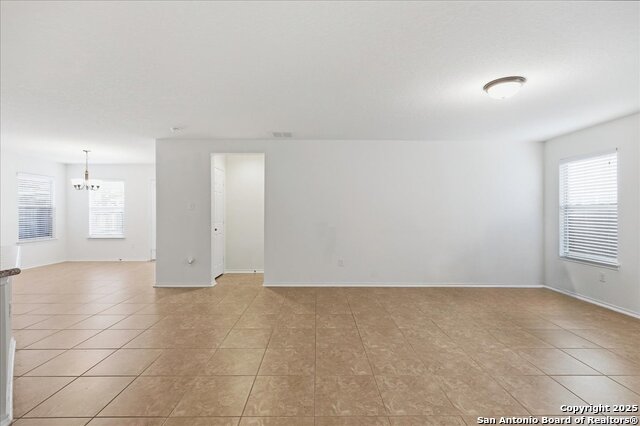 Image 10 of 27 For 8922 Victoria Lake