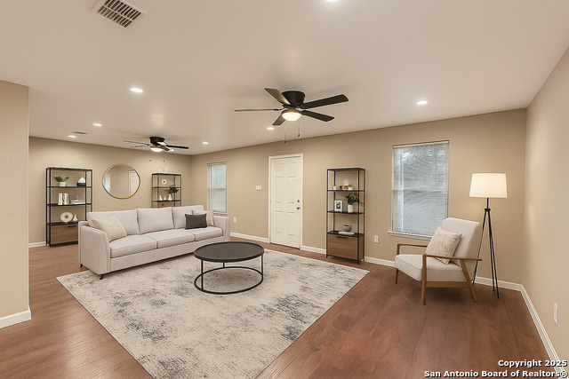 Image 3 of 18 For 1635 Arbor  