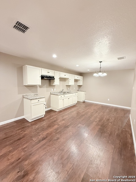 Image 7 of 18 For 1635 Arbor  