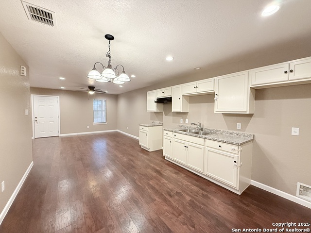 Image 8 of 18 For 1635 Arbor  