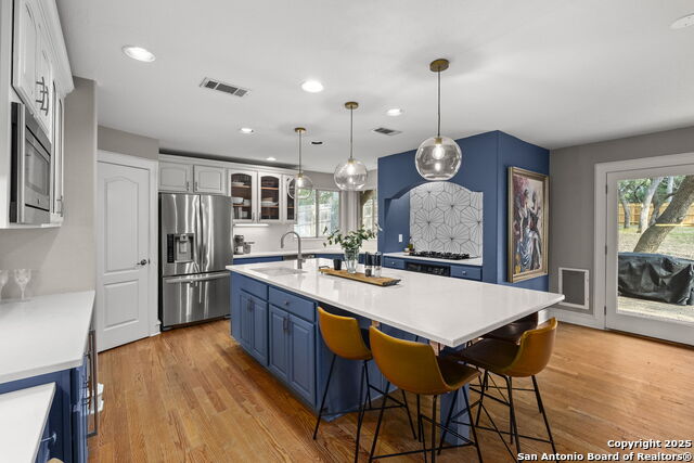 Image 14 of 32 For 12 Inwood Bluff