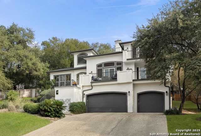 Image 2 of 32 For 12 Inwood Bluff