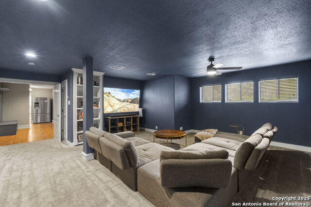 Image 27 of 32 For 12 Inwood Bluff