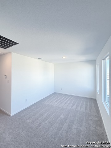 Listing photo id 11 for 3781 Swift Fox Rd