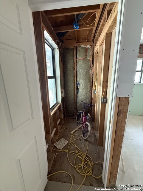 Image 11 of 12 For 106 Barton  