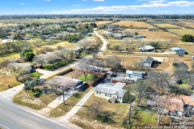 Listing photo id 2 for 509 State Highway 173