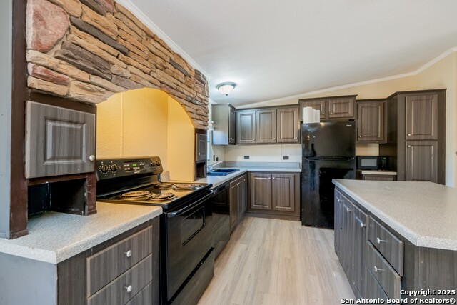 Image 10 of 31 For 1007 County Road 773