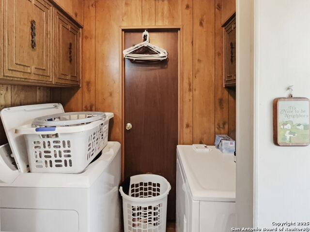 Image 15 of 29 For 1000 Lakeshore