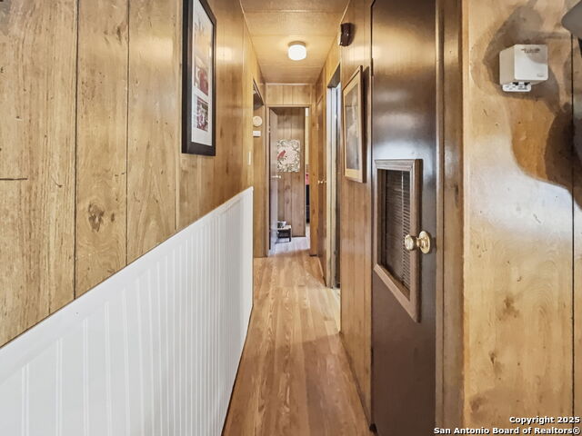 Image 16 of 29 For 1000 Lakeshore