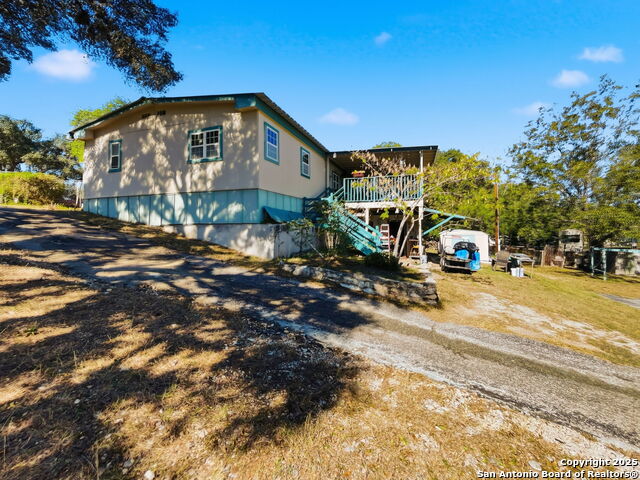 Image 19 of 29 For 1000 Lakeshore