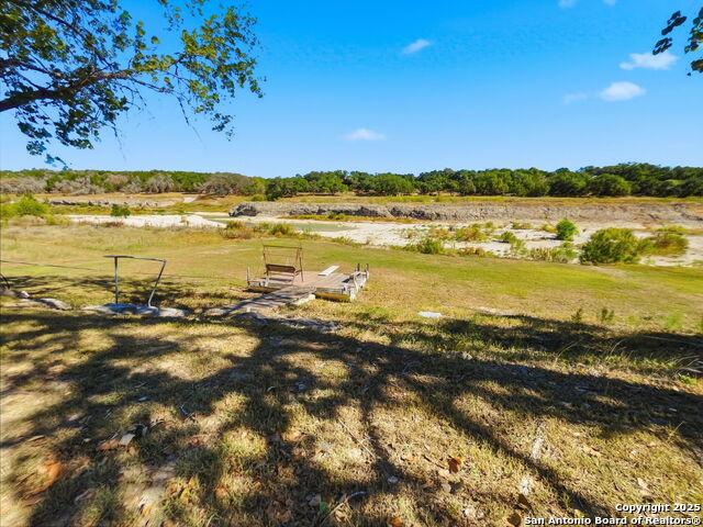 Image 22 of 29 For 1000 Lakeshore