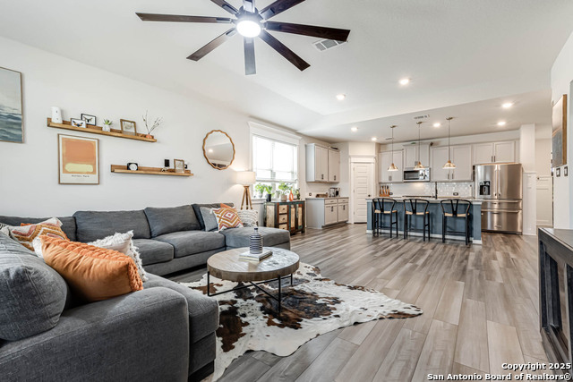 Image 13 of 53 For 12937 Lilly Pass