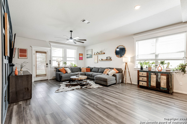 Image 14 of 53 For 12937 Lilly Pass