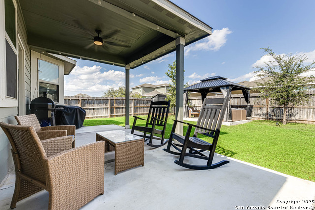 Image 38 of 53 For 12937 Lilly Pass