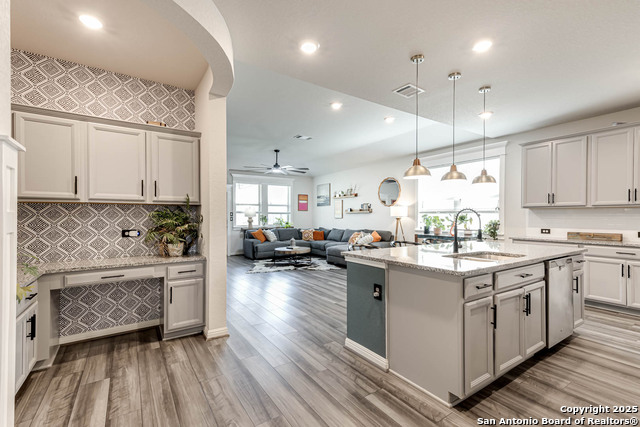 Image 5 of 53 For 12937 Lilly Pass