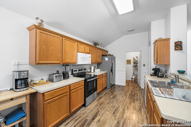 Image 12 of 38 For 13839 Bent Ridge