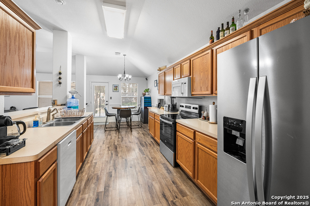 Image 13 of 38 For 13839 Bent Ridge