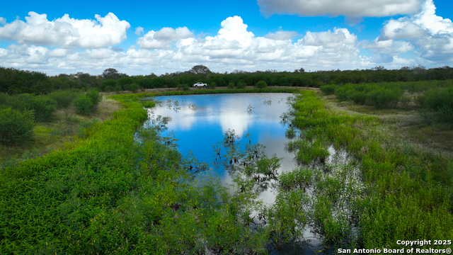 Listing photo id 9 for 000 Tx 97  