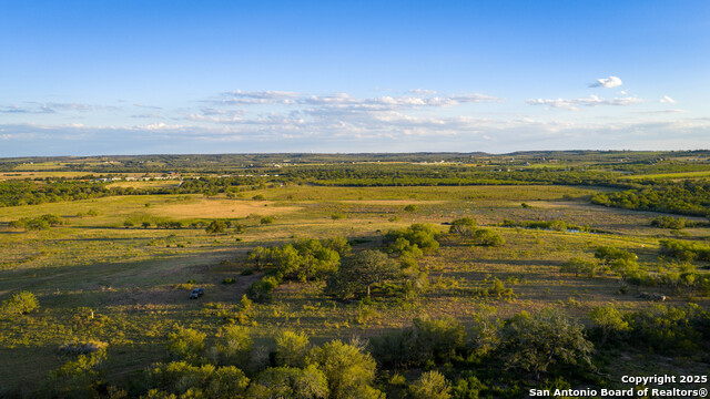 Listing photo id 10 for 4350 Fm 1339