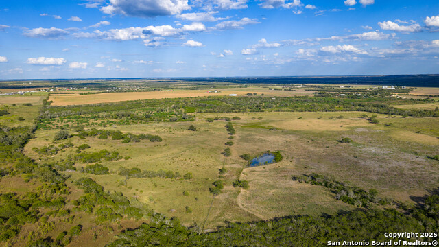 Listing photo id 27 for 4350 Fm 1339