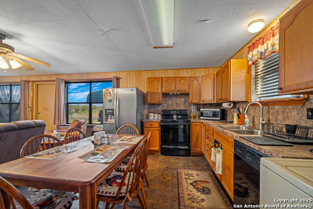 Listing photo id 30 for 4350 Fm 1339