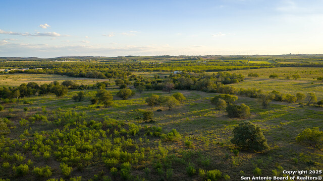 Listing photo id 2 for 4350 Fm 1339