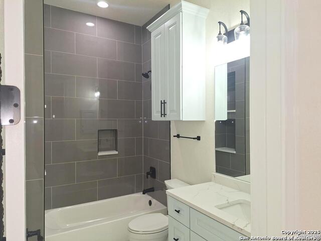 Image 23 of 47 For 15504 Capri  