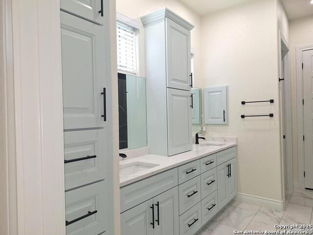 Image 30 of 47 For 15504 Capri  