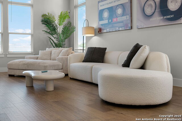 Image 11 of 61 For 110 Playmoor