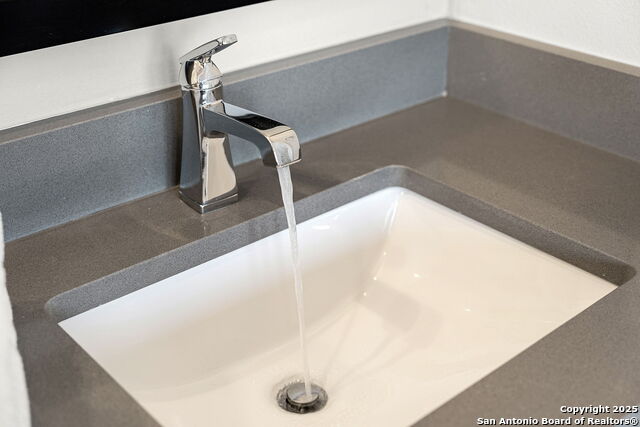 Image 12 of 61 For 110 Playmoor