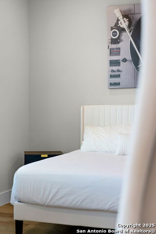 Image 14 of 61 For 110 Playmoor