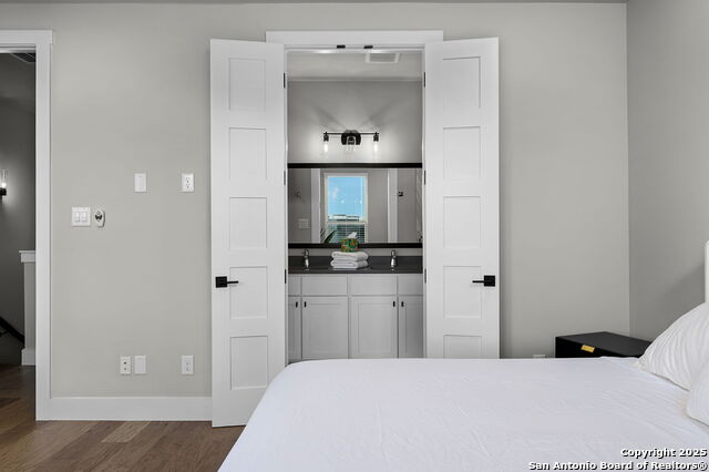 Image 21 of 61 For 110 Playmoor