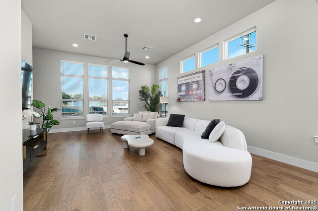 Image 35 of 61 For 110 Playmoor