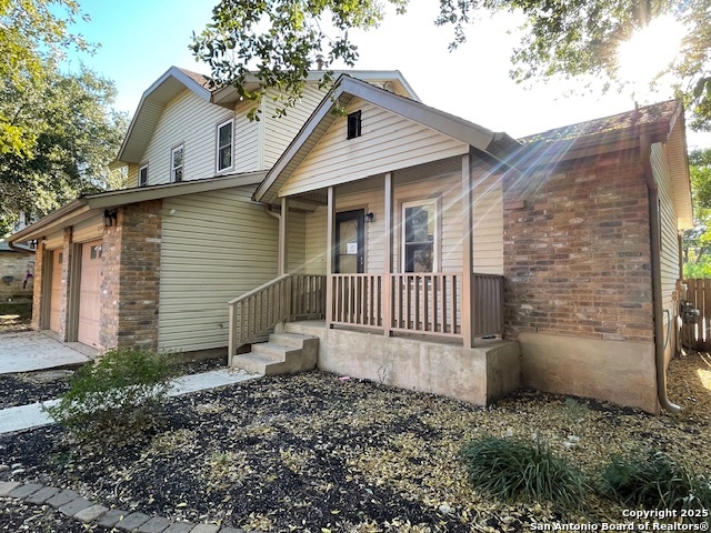 Image 2 of 19 For 7114 Breeze Hollow