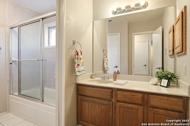 Listing photo id 15 for 7107 Quail Trace