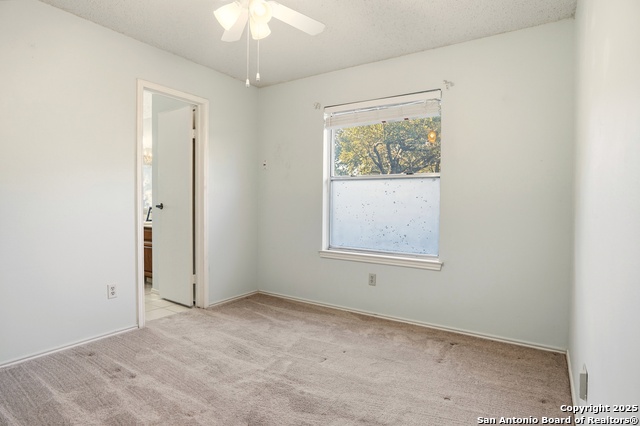 Listing photo id 17 for 7107 Quail Trace