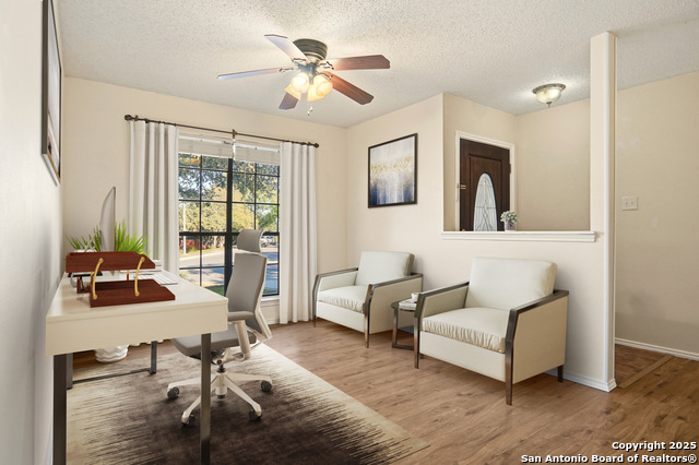 Listing photo id 0 for 7107 Quail Trace