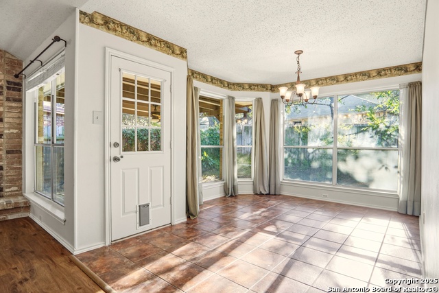 Listing photo id 7 for 7107 Quail Trace