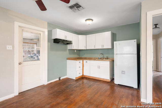 Image 5 of 16 For 211 Hackberry S