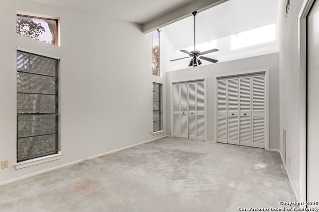 Image 20 of 27 For 3615 Hunters Point