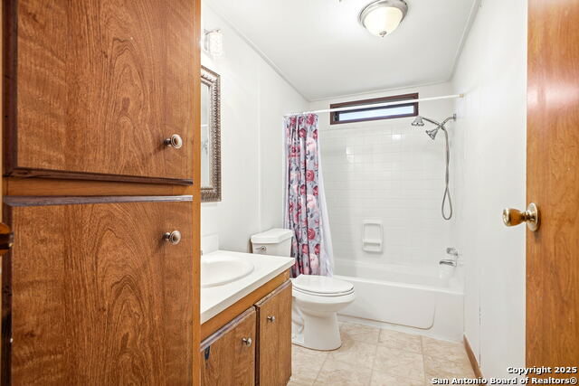 Image 25 of 49 For 28535 Waterview