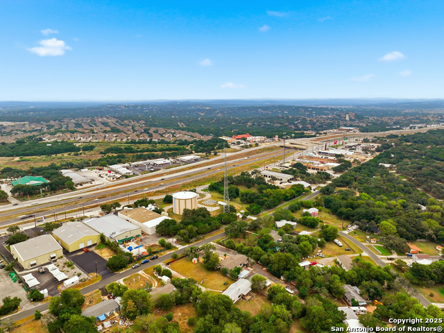 Image 39 of 49 For 28535 Waterview